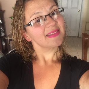 Meet your Posher, Evelyn